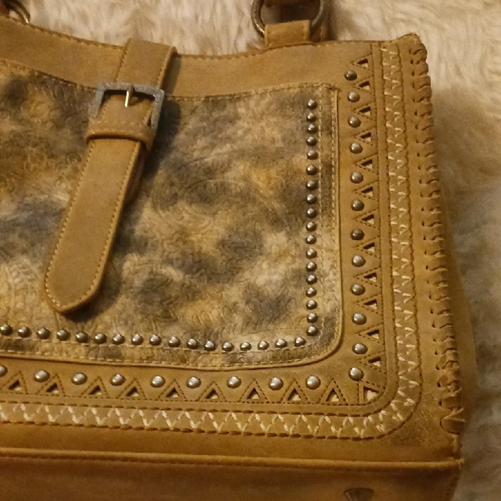 Montana WestStylish Tan and Brown Women's Bag - Picture 14 of 17
